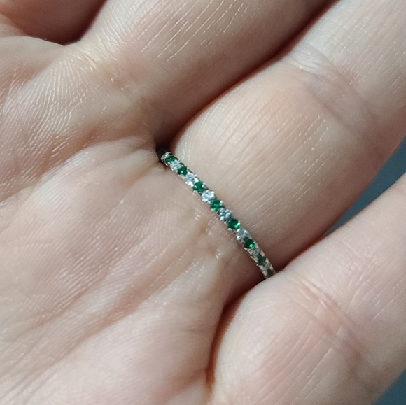 Green Clear Zircon Pave Sterling Silver Band Stackable Diamond Emerald Eternity - Picture 15 of 16